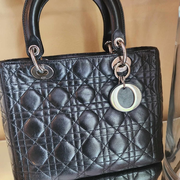 Dior bag in Medium size - Picture 3 of 12